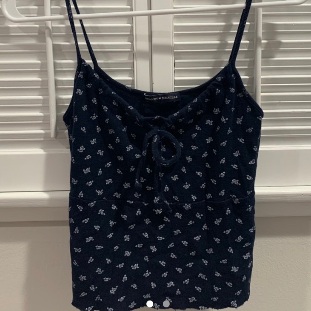 brandy melville navy & white floral tank!